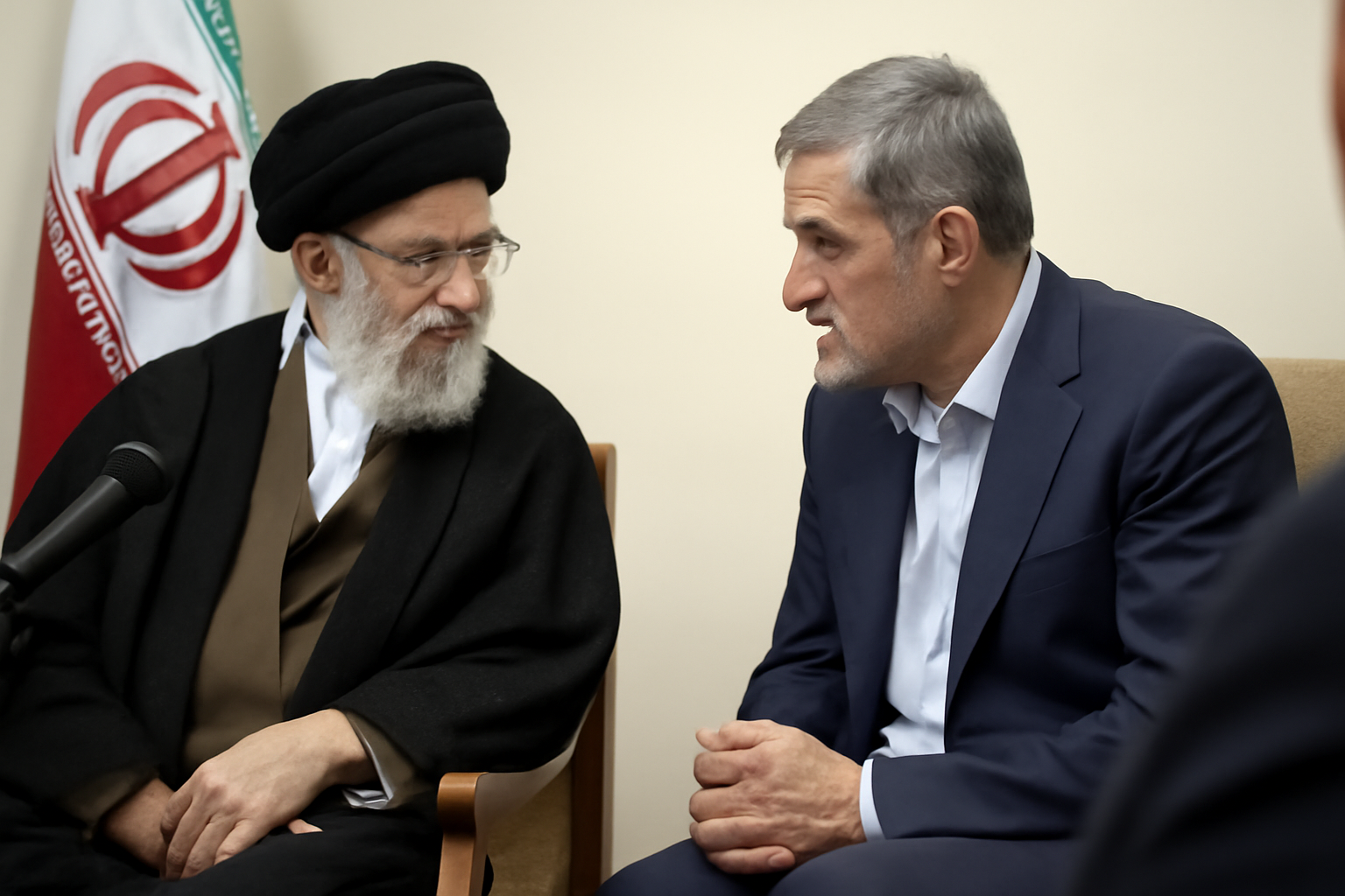 イラン最高指導者が大統領と面会、健康不安説に先手ワロタ