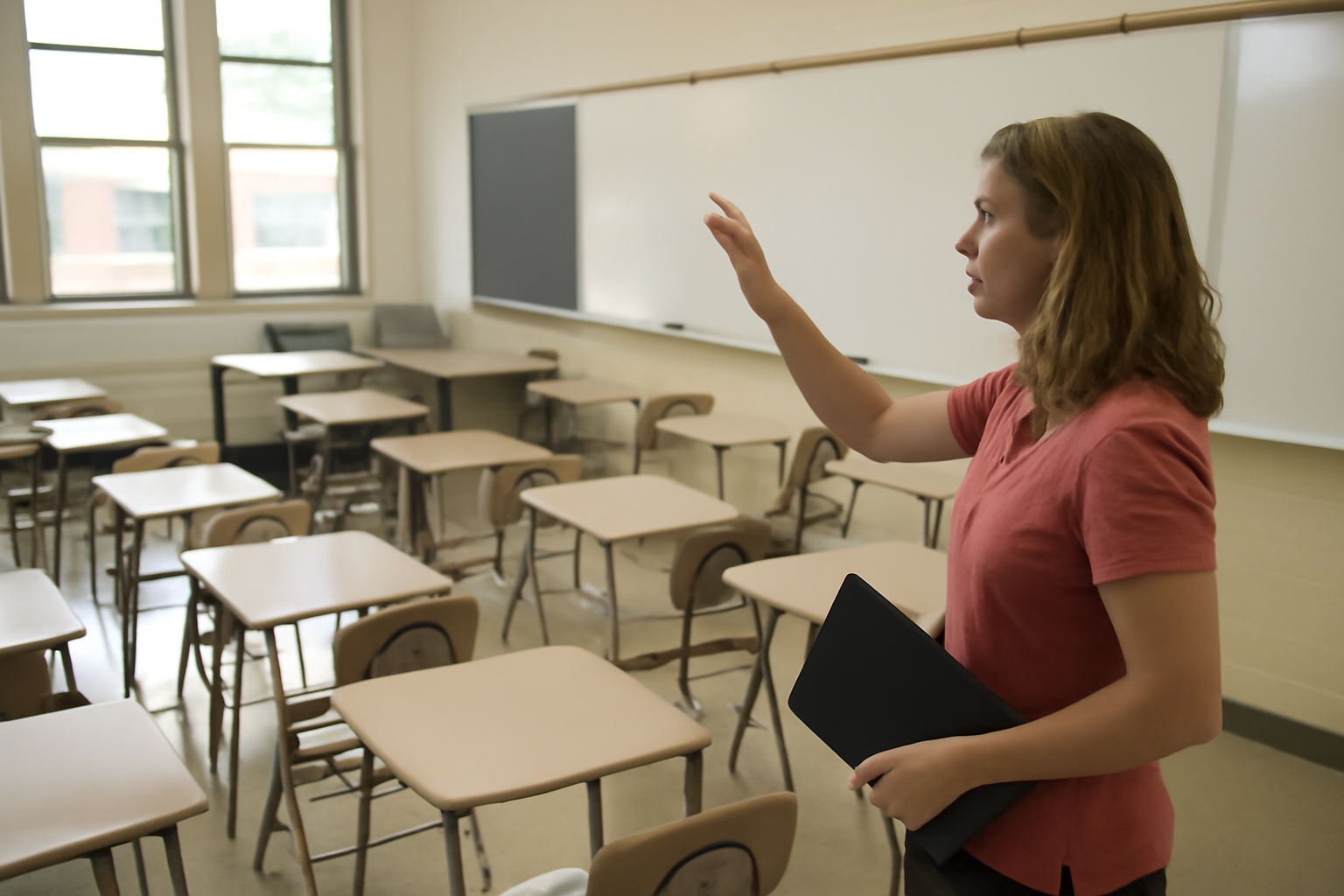 アメリカの学校現場、教員採用激減の叫び誰が聞く？