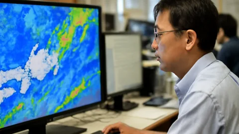気象庁の警報級大雨、秋の朝晩が油断を誘うやつ