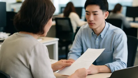 2週間研修4日で終了、新人が新人に教えてて草